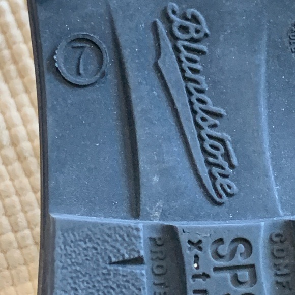 Blundstone Chelsea Boots Gray/Blue Leather Slip-On Ankle Boots - Like New - Picture 9 of 9